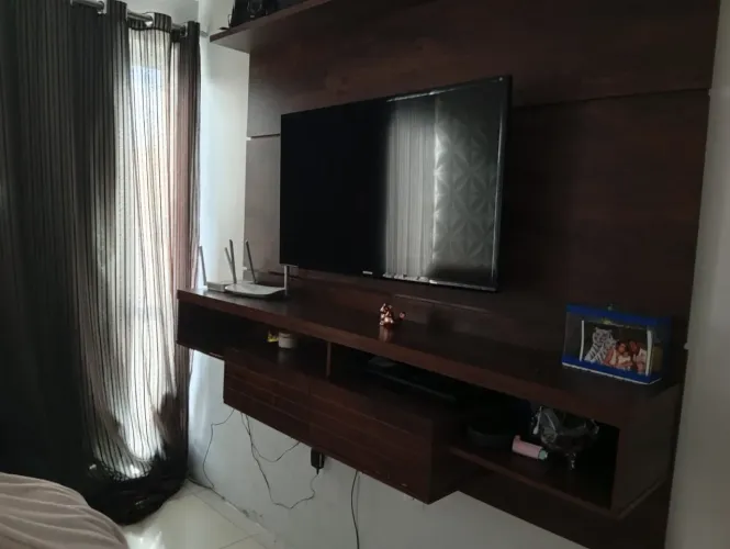 Painel para TV de até 70 polegadas,madeira
