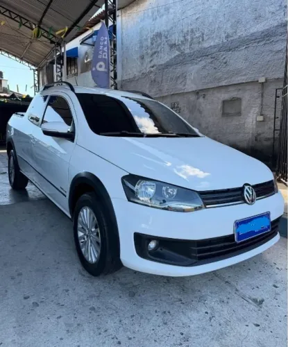 Volkswagen Saveiro Highline 1.6 T. Flex 8V CD 2016