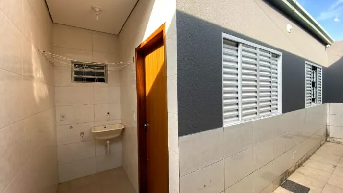 Lote com 6 kitnets no Itapoá 2