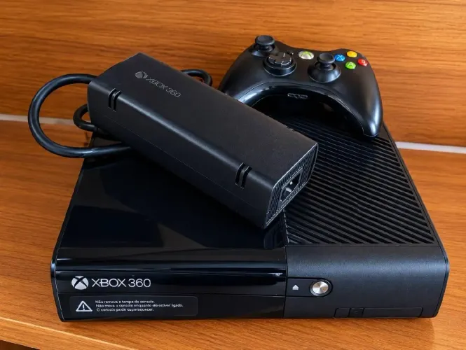 Vendo Xbox 360 Super slim completo!