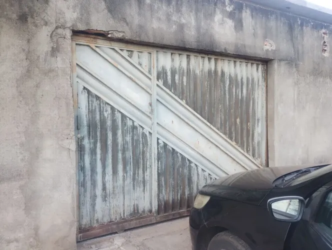 Portão 3/213 chapa 18 falta somente pintura 