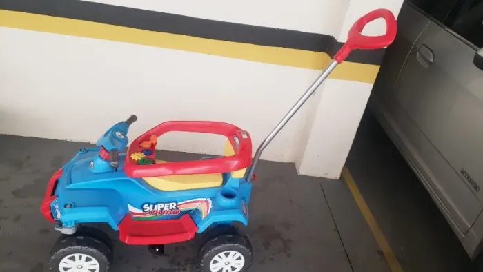 Quadriciclo infantil bandeirantes