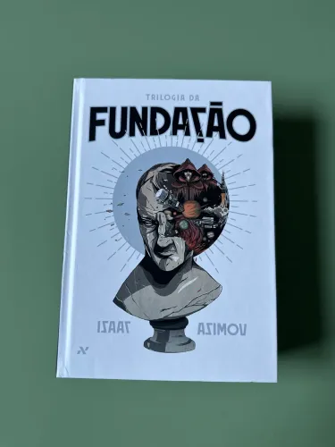 Livro Trilogia da Fundação - Isaac Asimov