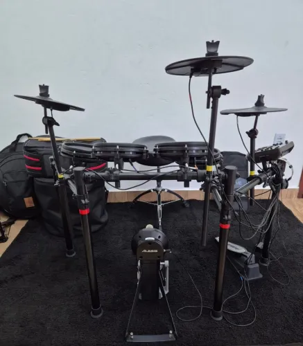 Bateria Eletrônica Alesis Nitro Mesh