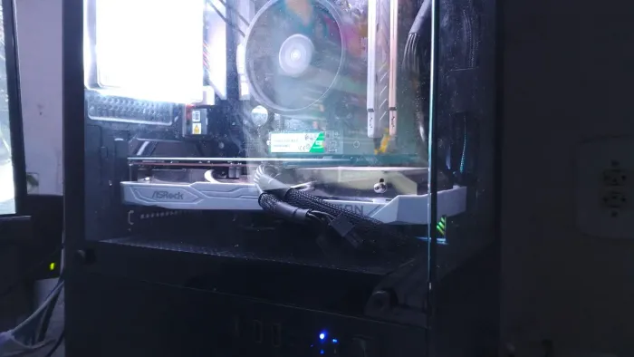 RX 6600 Asrock Challenger Branca