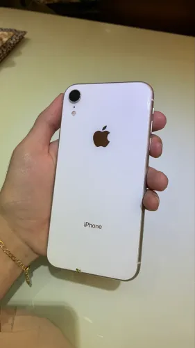 iPhone XR + Kit completo