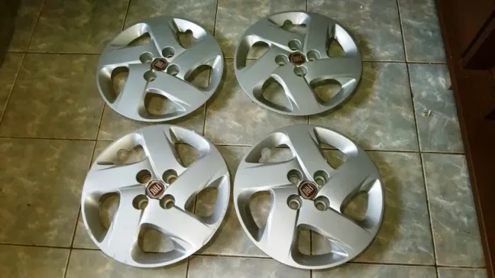 jogo Calotas Aro 14 original Fiat Mobi 2016 A 2020 100228296
