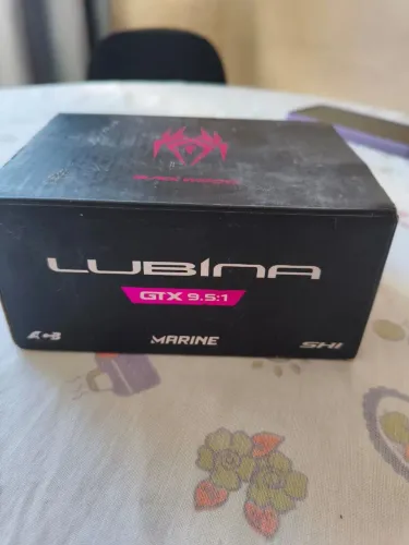 Carretilha Black widow