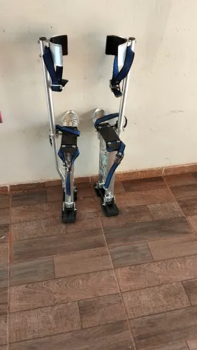 Perna mecânica para gesseiro