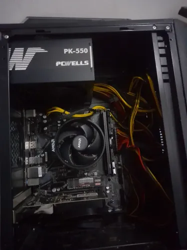 Ryzen 5500// 16Gb de memória RAM 3200mhz