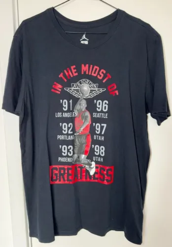 Camiseta Jordan (In the Midst of Greatness) - Tamanho G