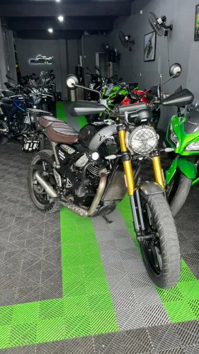 Triumph SCRAMBLER 400 X