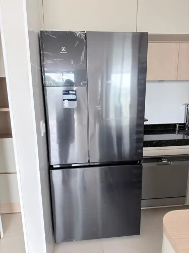 Geladeira electrolux frost free inverter 596 L