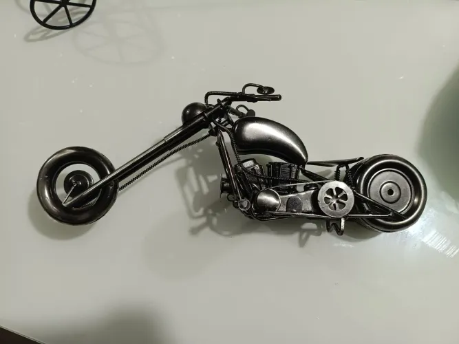 Moto decoração Metal ( única)