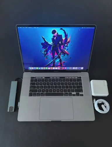 MacBook Pro 15 Polegadas | i7 | 16RAM | 256 SSD 
