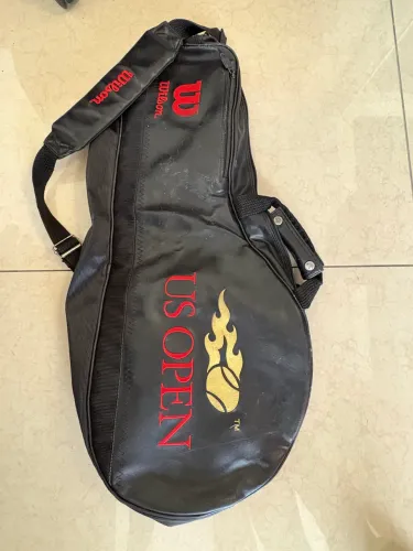 Raqueteira Wilson US Open couro
