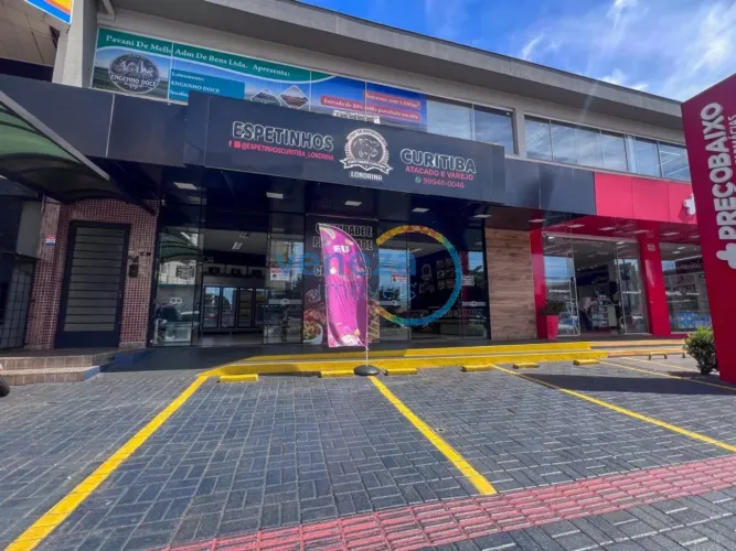 Sala comercial para alugar no centro de Londrina com 40m².