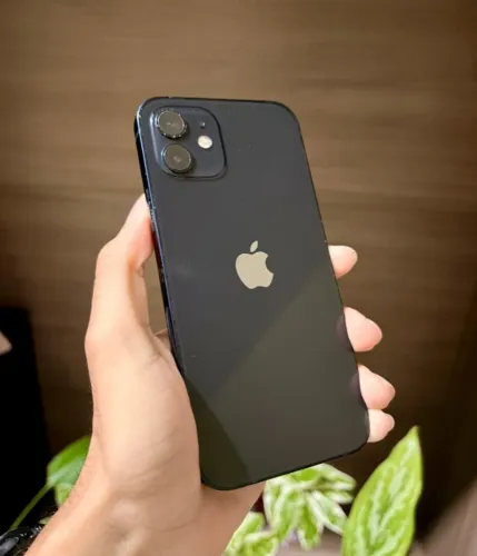 iPhone 12 Impecável