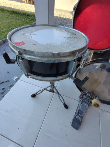 Peças de bateria - instrumento musical