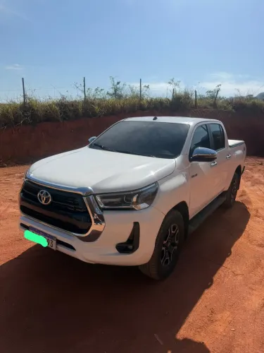 Toyota Hilux CD 4X4 2.8 Diesel Mec. 2020