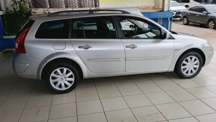 Renault Megane Grand Tour Dynam. Hi-flex 1.6 16V 2011