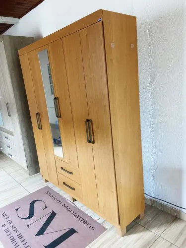 Guarda roupa seminovo
