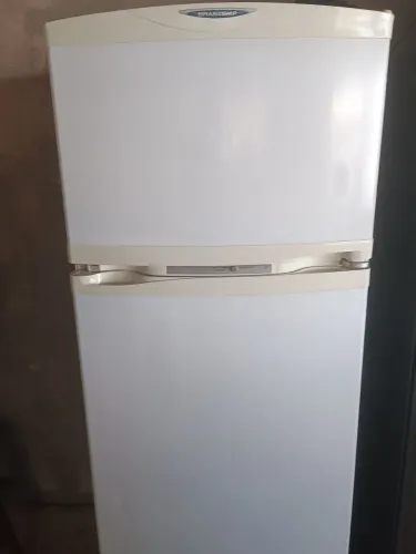 Vendo geladeira Brastemp