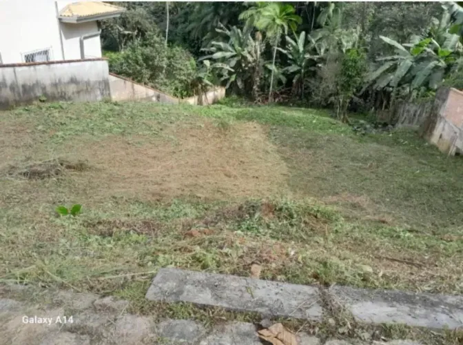 Terreno 450m. Bairro vila lalau.