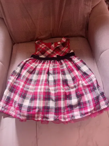 Vende vestido criança. 3 neses