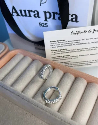 Argola cravejada prata 925