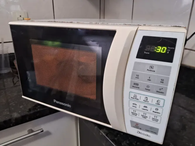 MICROONDAS PANASONIC 21 L ENTREGA INCLUÍDA