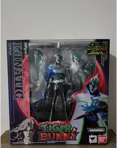 S.H.Figuarts Tiger & Bunny LUNATIC Action Figure BANDAI TAMASHII NATIONS