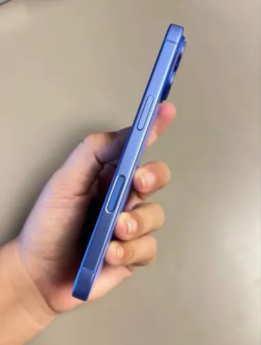 IPHONE 16 Azul