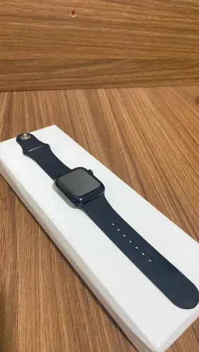 Apple Watch SE 3 - Meia-noite - 40 mm