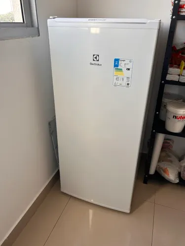 Freezer Vertical Electrolux 162L Tecnologia Inverter
