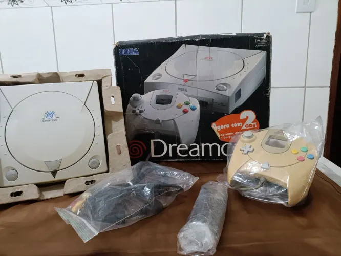 Dreamcast na Caixa e Berço 110v Não Aceito Trocas