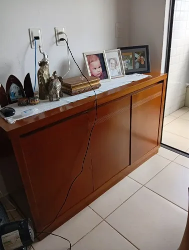 Armário madeira 1,40m.