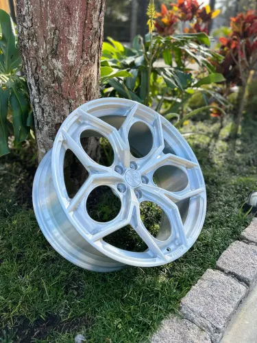 Jogo De Roda Land Rover Defender Forged Aço Escovado 5x120 - 23x10 Offset 38