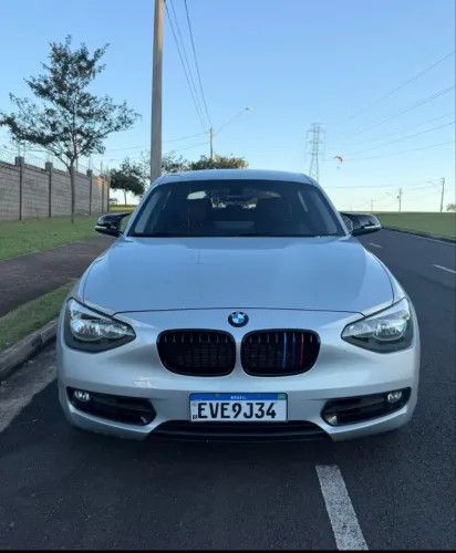 BMW 118IA / Urban/sport 1.6 TB 16V 170cv 5P 2012