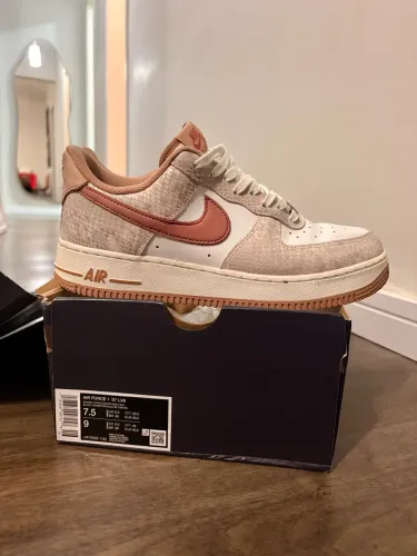 Tênis Nike Air Force tamanho 39