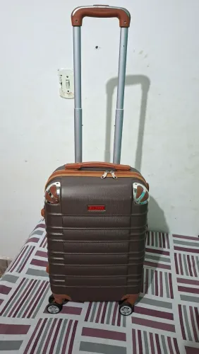 Mala de viagem 10kg bordo