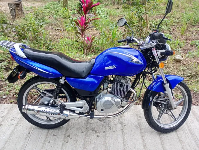 Suzuki IES 125 2008