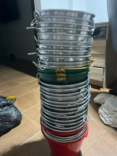 31 baldes de alumínio para bar