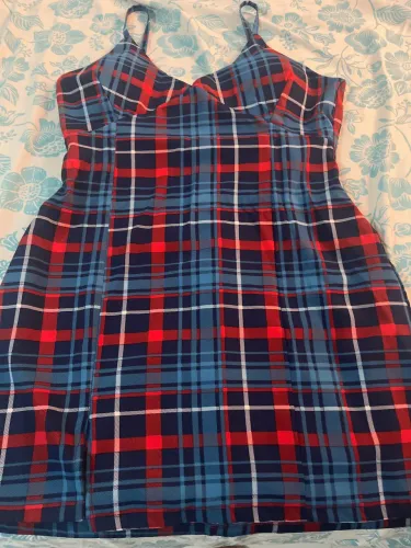Vestido xadrez usado uma única vez