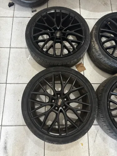 Rodas aro 19 - 5x112 - semi nova