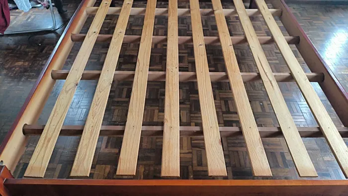 CAMA E COLCHÃO 