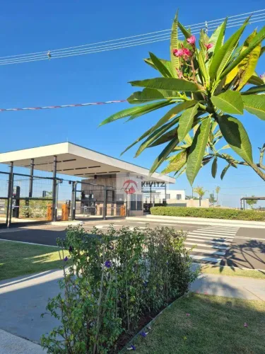 Terreno no Condomínio Vila América em Nova Odessa, pronto para construir!