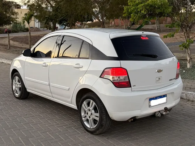 Chevrolet Agile LTZ 1.4 MPFI 8V Flexpower 5P 2012