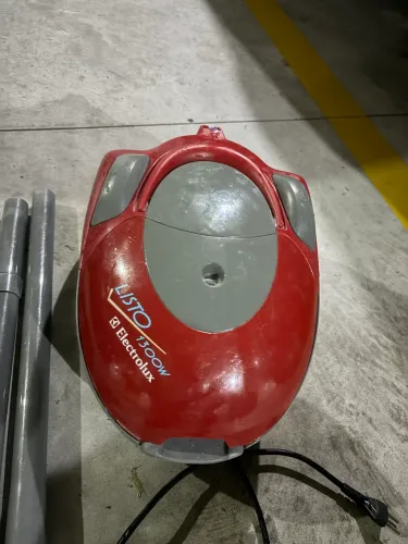 Aspirador de pó Electrolux 1300w