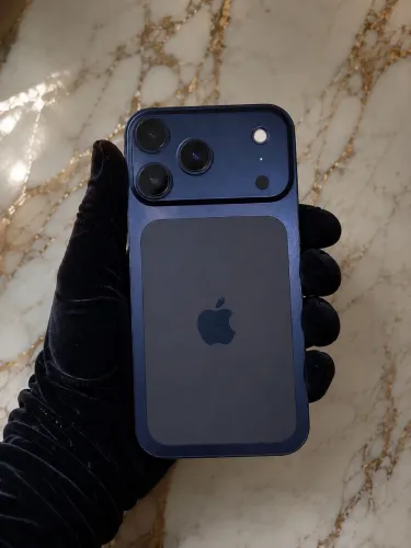 iPhone XR 64GB - Visual iPhone 17 Pro | Bateria 95% | Tela Original